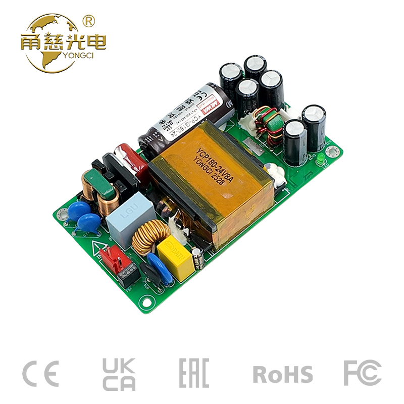 高密度超薄氮化镓电源YCP-G180W-24V8A